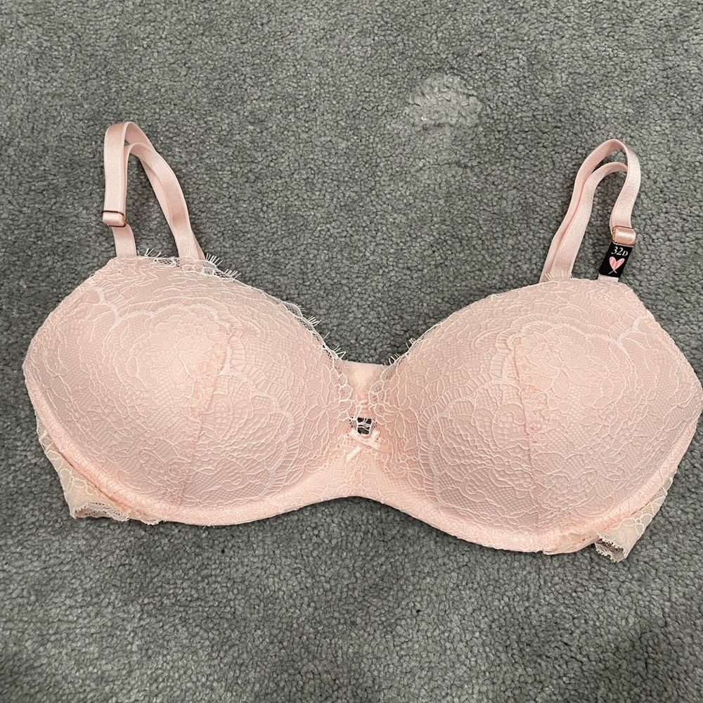VS PINK BRA